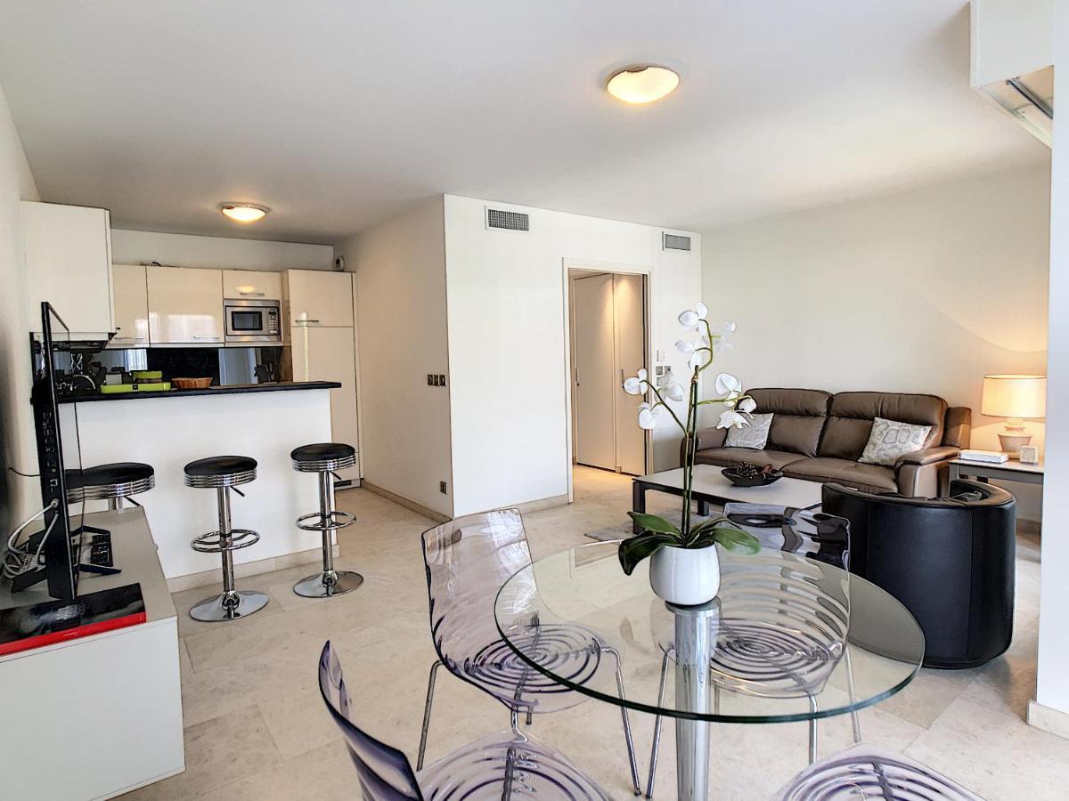Residence Carlton Riviera Кан Екстериор снимка