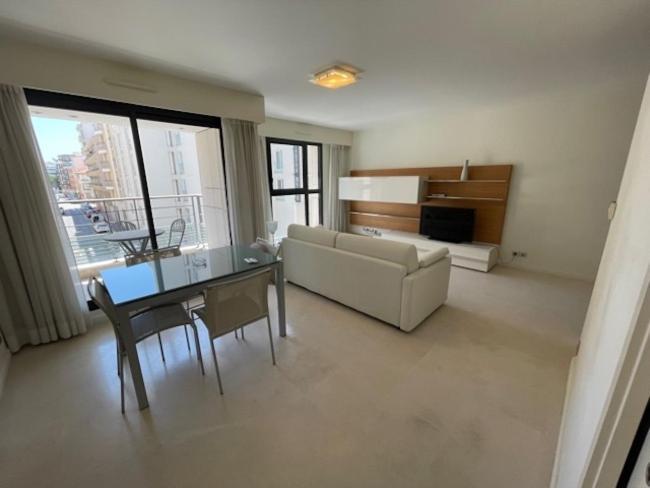 Residence Carlton Riviera Кан Екстериор снимка