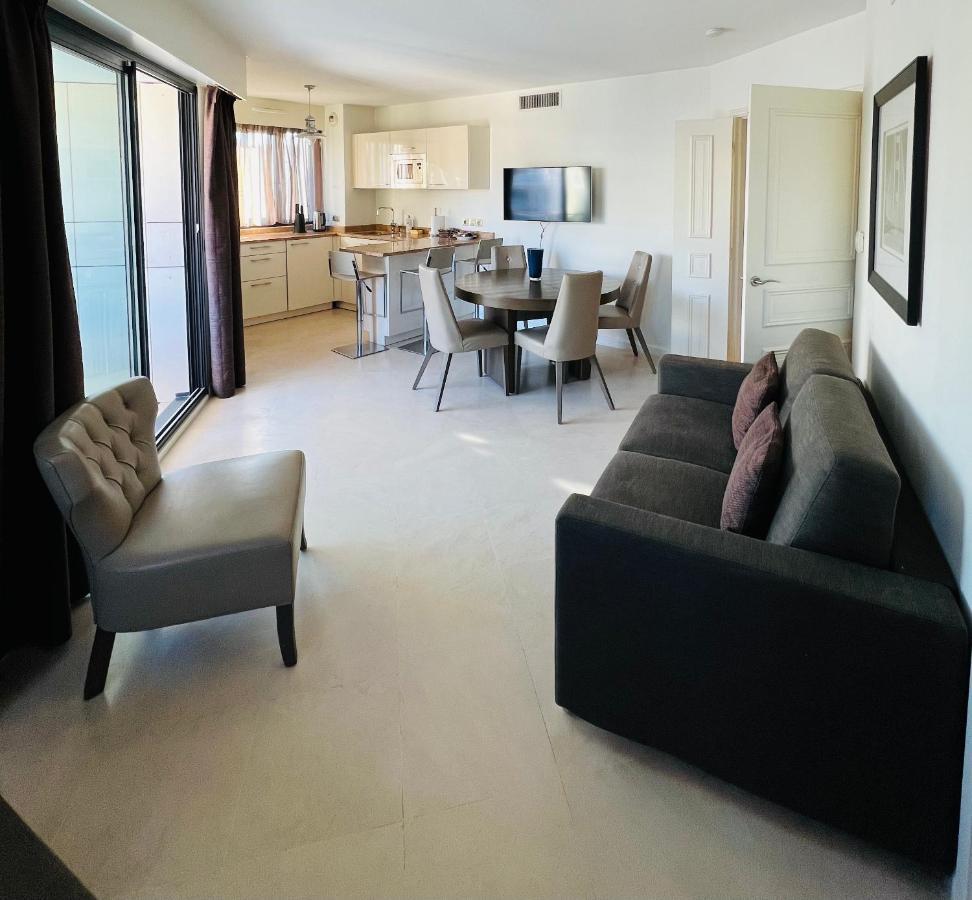 Residence Carlton Riviera Кан Екстериор снимка