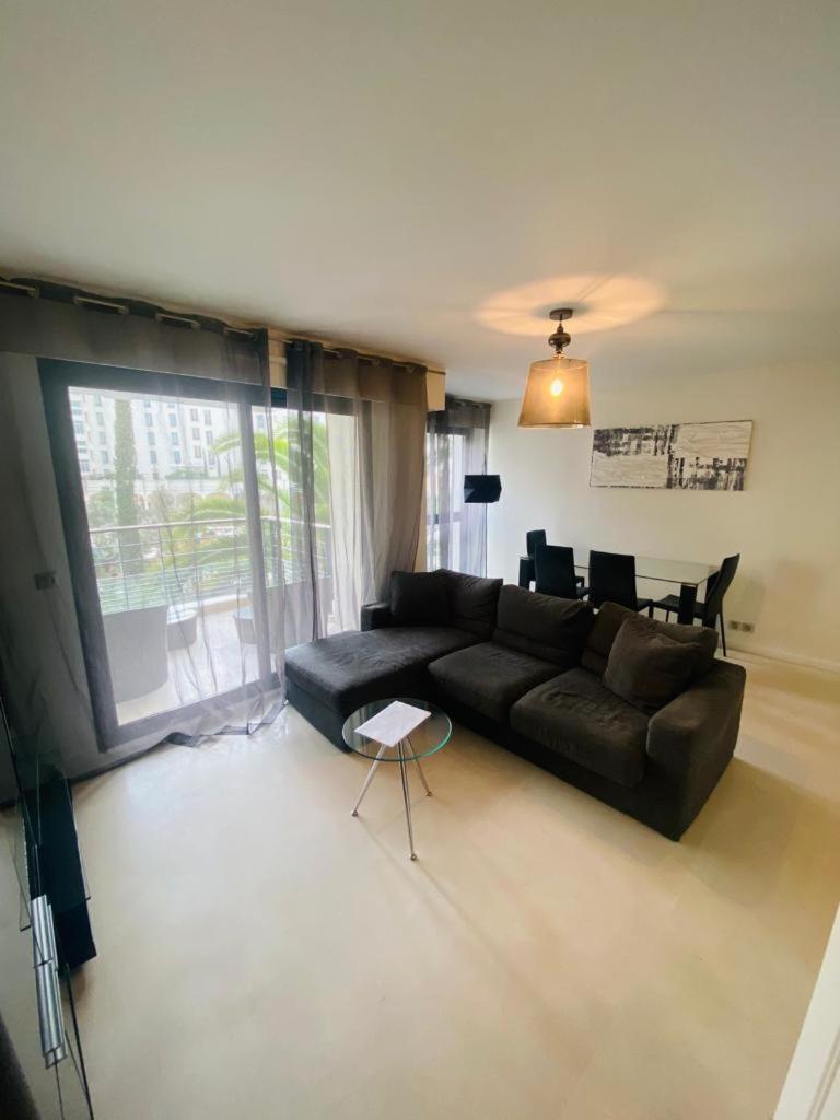 Residence Carlton Riviera Кан Екстериор снимка