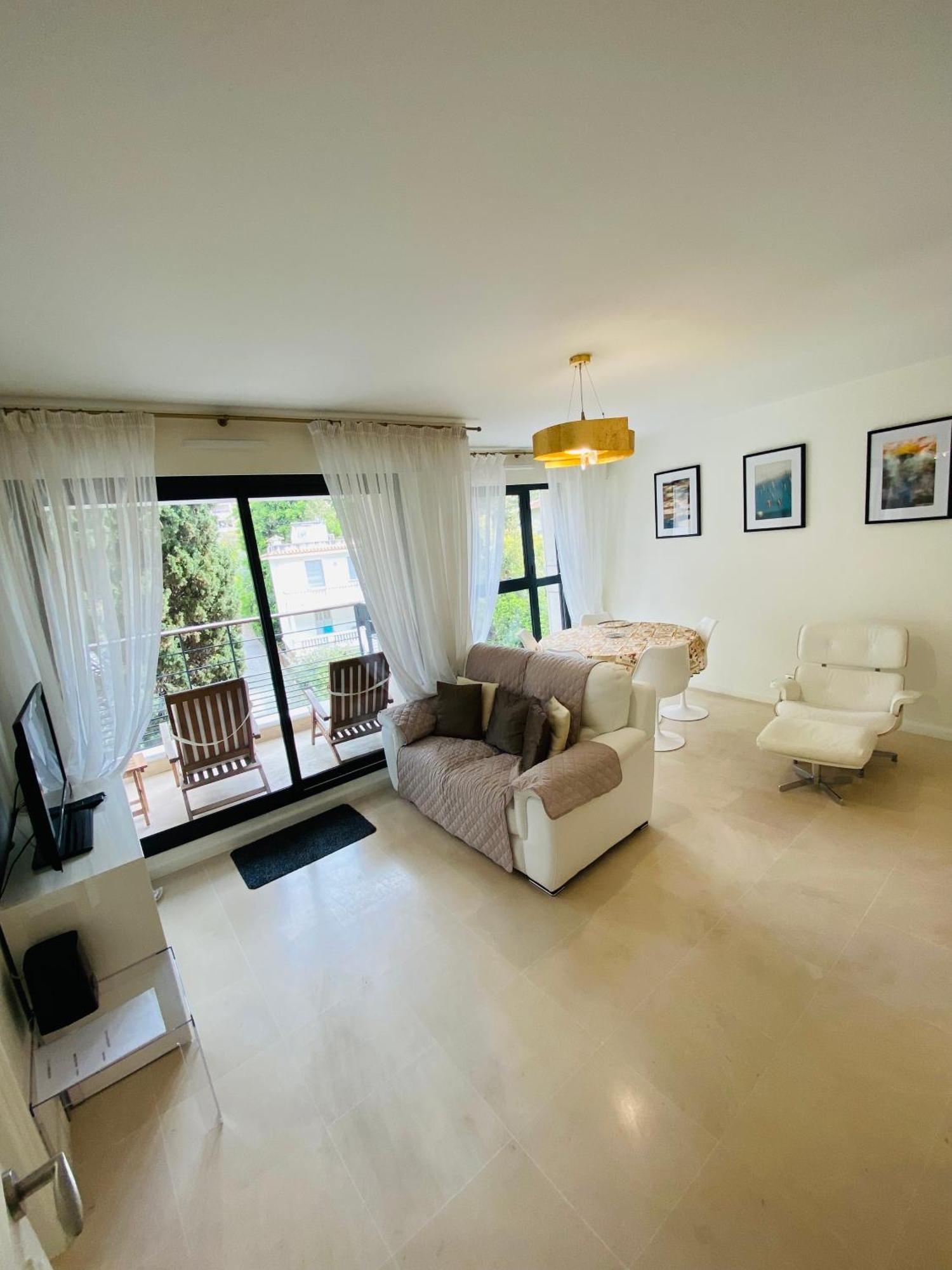Residence Carlton Riviera Кан Екстериор снимка